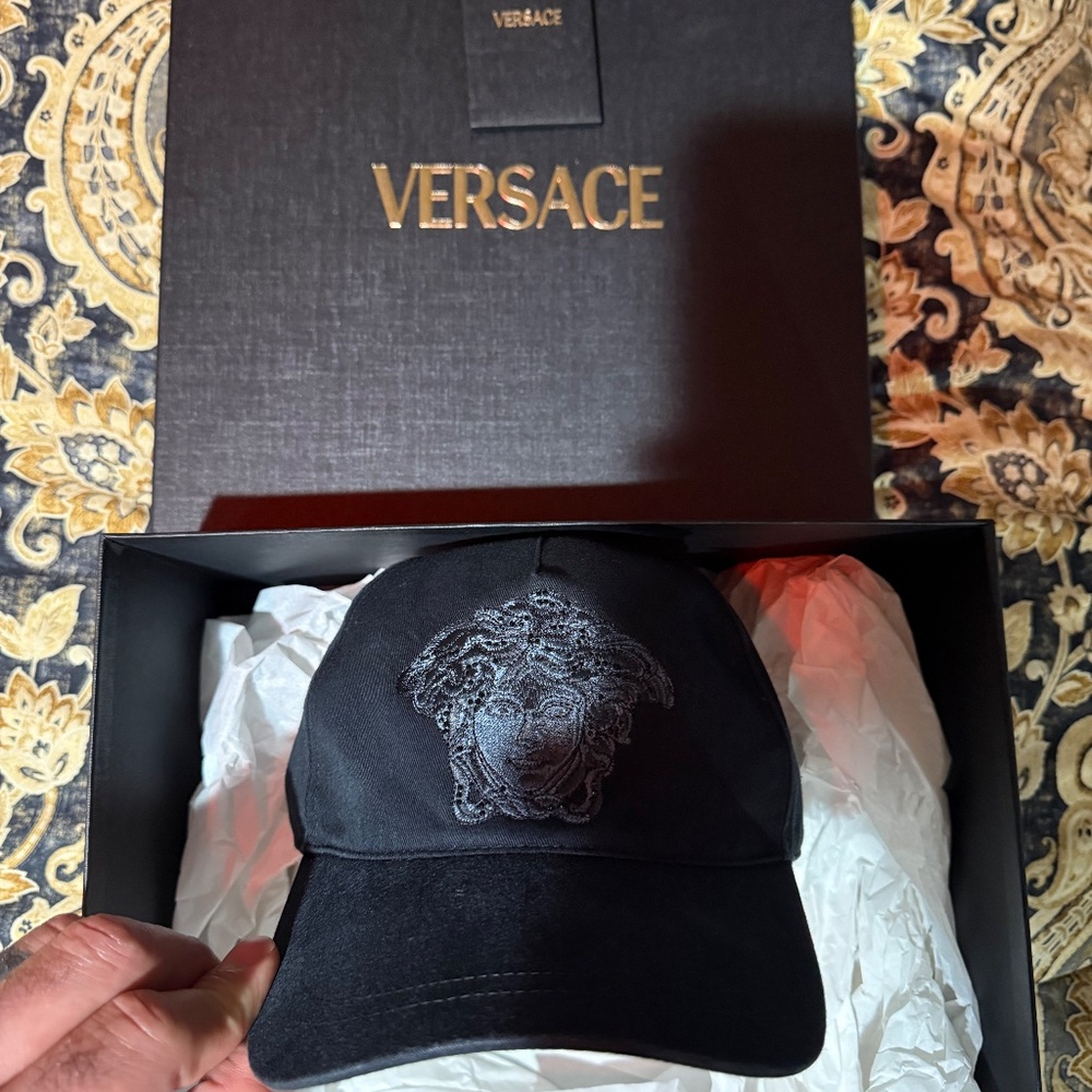 Hat “Versace” - Picture 4 of 8